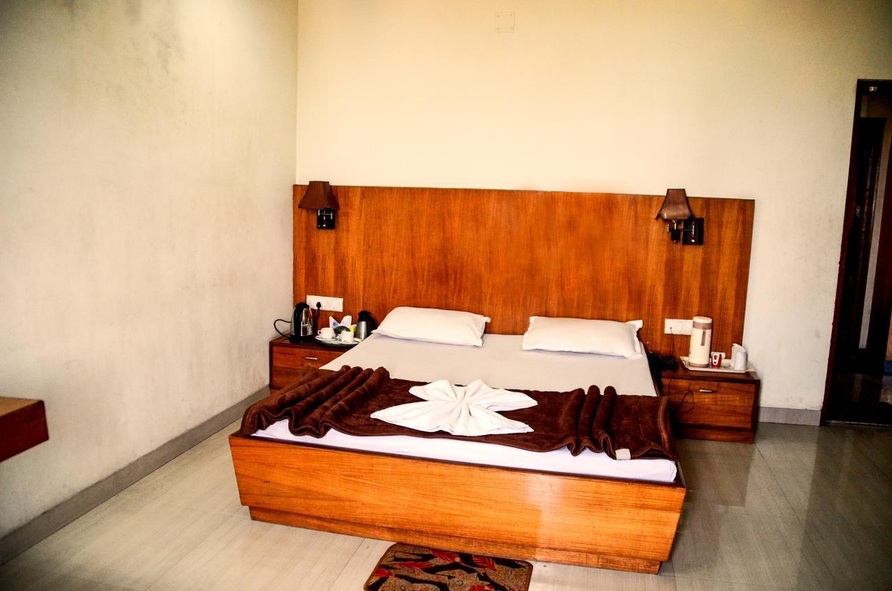 Hotel Aryan Jharsuguda Ngoại thất bức ảnh